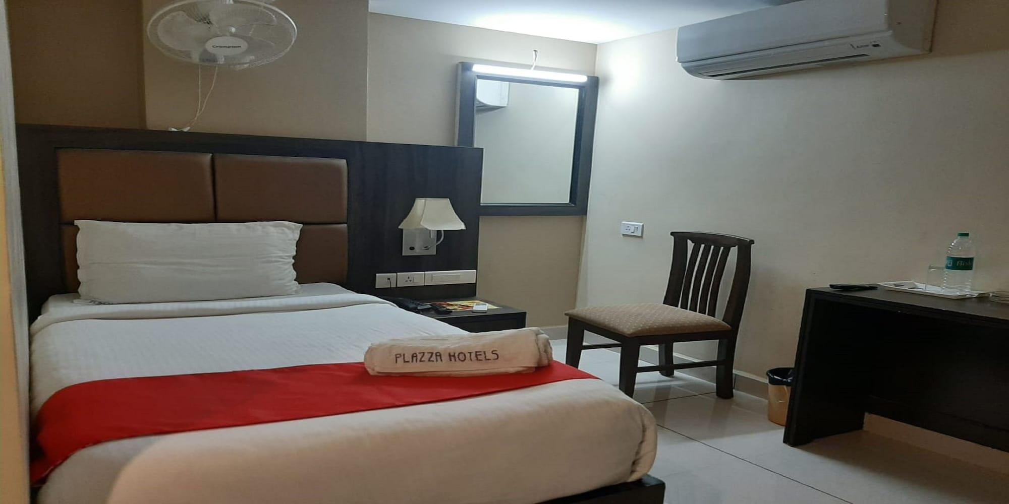 Plaza Hotel Trichy Tiruchirappalli Zewnętrze zdjęcie