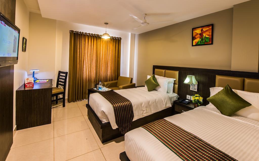 Plaza Hotel Trichy Tiruchirappalli Pokój zdjęcie