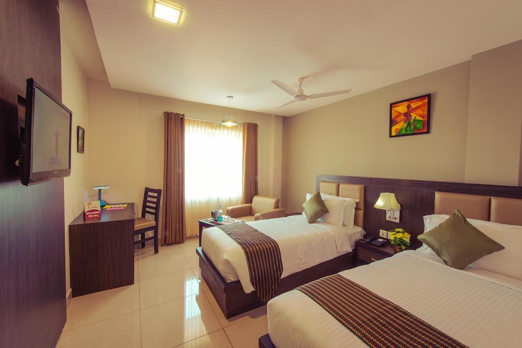 Plaza Hotel Trichy Tiruchirappalli Pokój zdjęcie