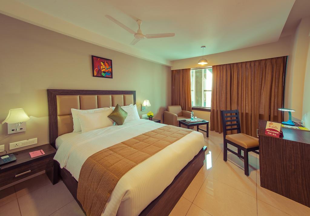 Plaza Hotel Trichy Tiruchirappalli Pokój zdjęcie