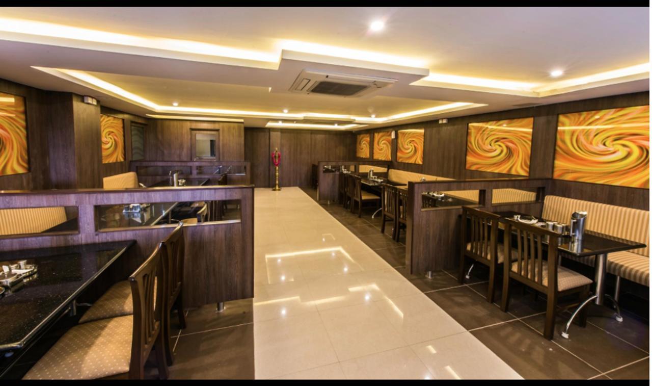 Plaza Hotel Trichy Tiruchirappalli Zewnętrze zdjęcie