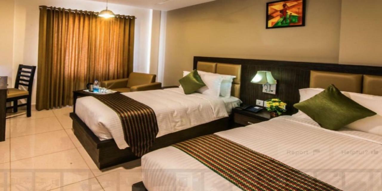 Plaza Hotel Trichy Tiruchirappalli Zewnętrze zdjęcie
